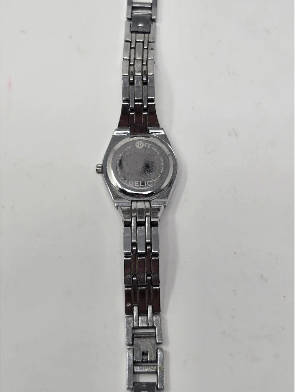 Relic by Fossil Women's Queen's Court Silver-Tone Crystal Bezel Watch